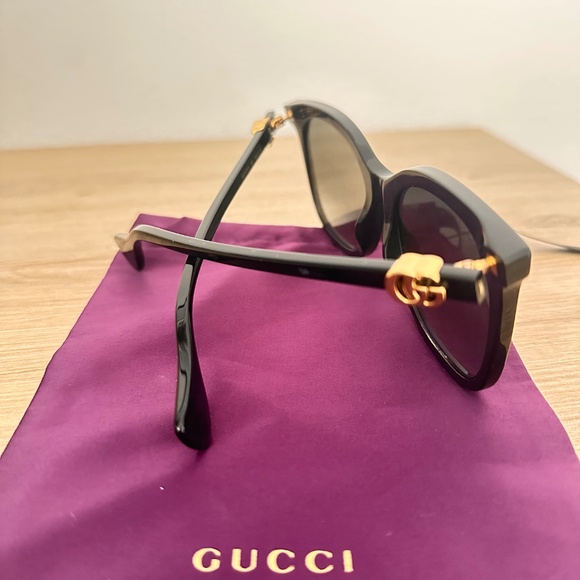 Gucci sunglasses main image 7